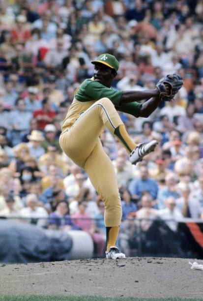SABRbioproject's tweet photo. Vida Blue, looking super sharp in yellow, green &amp; stirrups, won AL MVP &amp; Cy Young after a phenomenal yr in 1971: 24 wins, 1.82 ERA &amp; 301 Ks. He helped the @Athletics to a WS 3-peat 1972-4. @sabr #BioProject https://t.co/LdGN2k4toT https://t.co/UXwOPlggsE