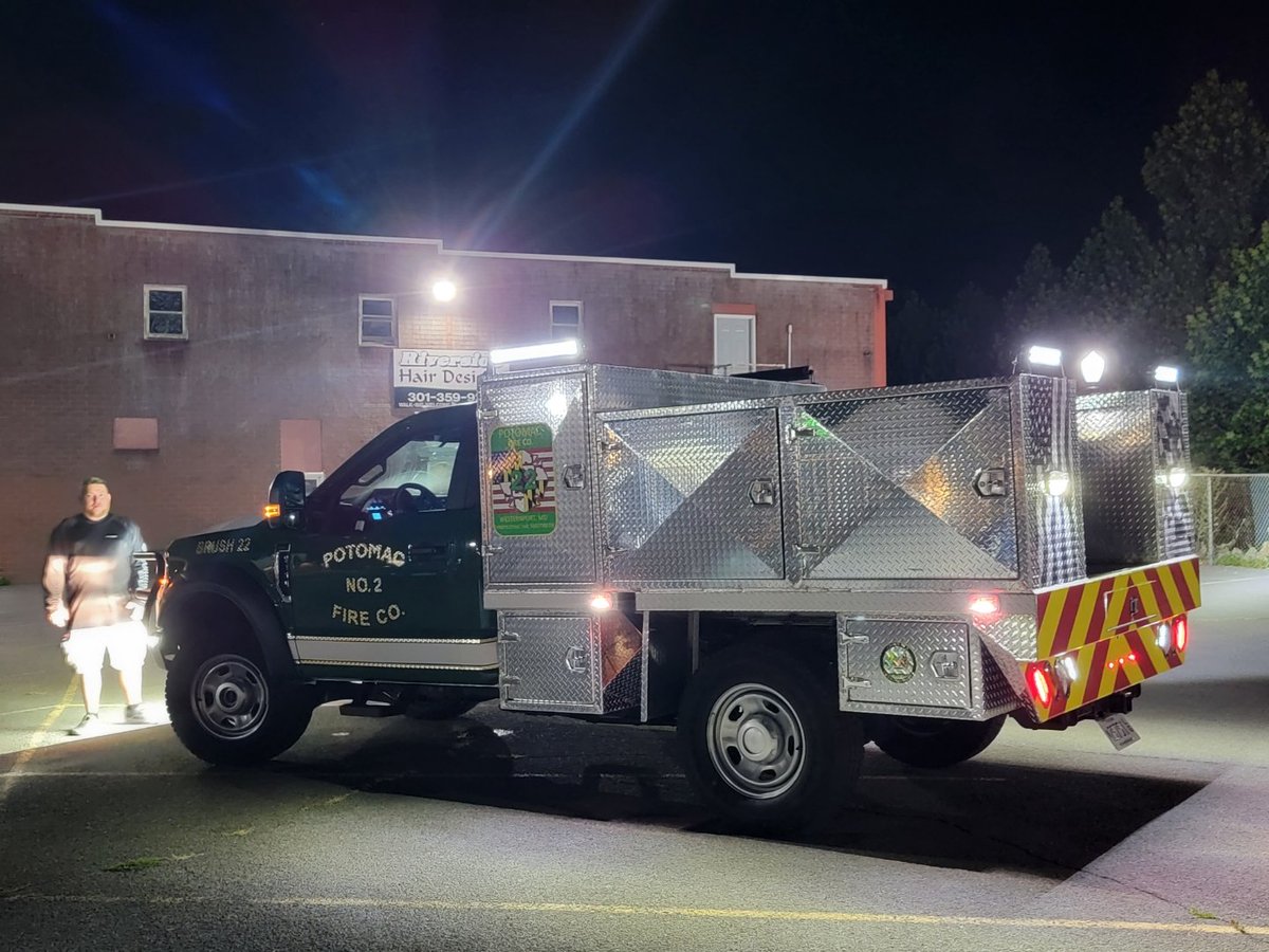 PotomacVFC2's tweet photo. Sneak peek of the new scene lights on Brush 22, as we continue the build! #pfc2 https://t.co/uMWQwyMzWW