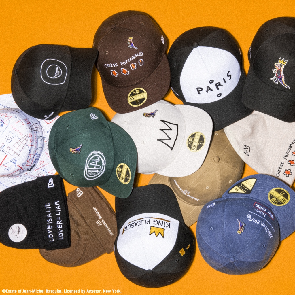 newera_japan's tweet photo. 【BASQUIT】
https://t.co/5Fpx6D3AQQ

1980年代のニューヨークアートシーンを代表する画家、ジャン＝ミシェル・バスキアとのコラボコレクション。CrownやPez Dispenserなど、代表的なアート作品を使用したモデルがラインナップしています。

#ニューエラ #BASQUIT #バスキア https://t.co/vwjZe62p4V