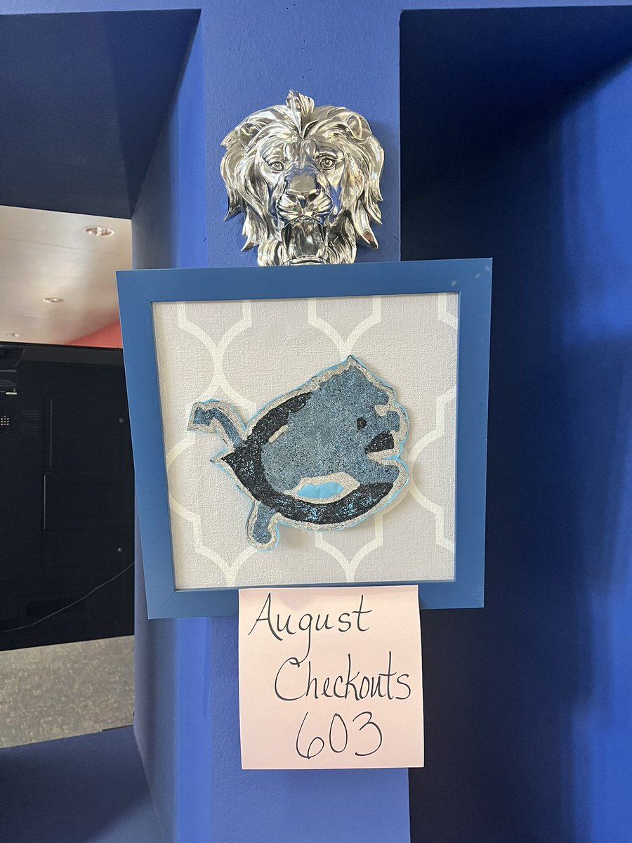 thegolfinglibr1's tweet photo. Wow Lions ~603 books were checked out in August!!! Keep reading!!! π¦#LionsareReaders #LionsareLeaders #GeturReadOn @MabelGarcia1014 @ClintHSLions @Mesquita_CHS https://t.co/d58InHCb3F