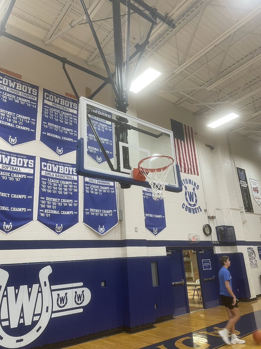 WyomingHSHoops's tweet photo. Little things matter! The Stable got a big upgrade with new hoops and GLASS backboards on our side hoops! The old wooden boards are gone!!! Thanks to @WyoCowboysAD for all his hard work on making the gym better!! https://t.co/KunJRacLBG