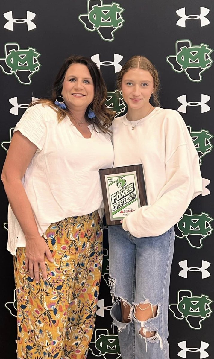 She’s a Freshman 👏🏻👏🏻👏🏻💚 Congratulations to our #11 Outside Hitter, Bailey Kobe on being named the Nanette Mulkey State Farm, Athlete of the Month! We are so proud of you Bailey! Keep working hard, your future is bright! #UnCommon