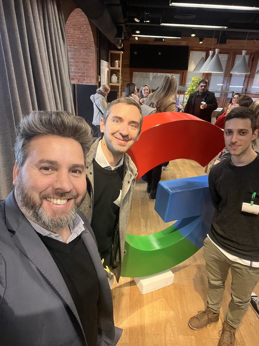 wizardmindok's tweet photo. Excelente evento en Google sobre la desinformación en la Argentina. El equipo de Wizard Mind estuvo presente para conocer las nuevas funcionalidades para ayudar a las personas a mantenerse informadas. 

¡Gracias Google por permitirnos siempre acompañarlos en cada paso! 👌💪👏🙌 https://t.co/aGrKrylQi4