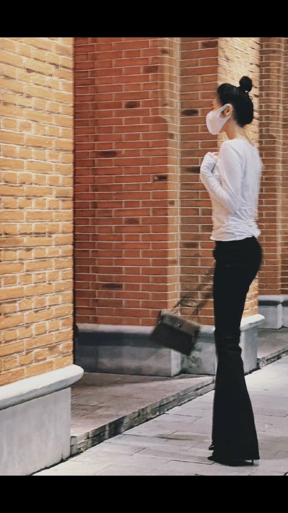 Michell46884729's tweet photo. 항상 좋은 마음가짐을 유지하고, 마음가짐이 모든 것을 결정하며, 놓아야 할 것은 놓아주고, 어떠한 영향도 받지 않는다. https://t.co/LjiIcLzRsN