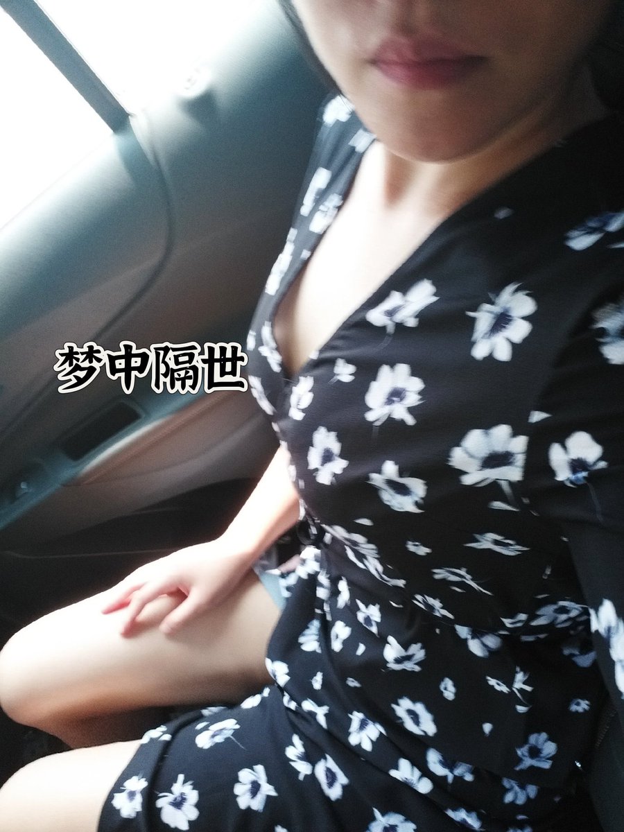 ChanngamSawitri's tweet photo. 上午出发，下午回。。。去排练半天，到地方再换衣服拍。 https://t.co/NQhBuhIzH0