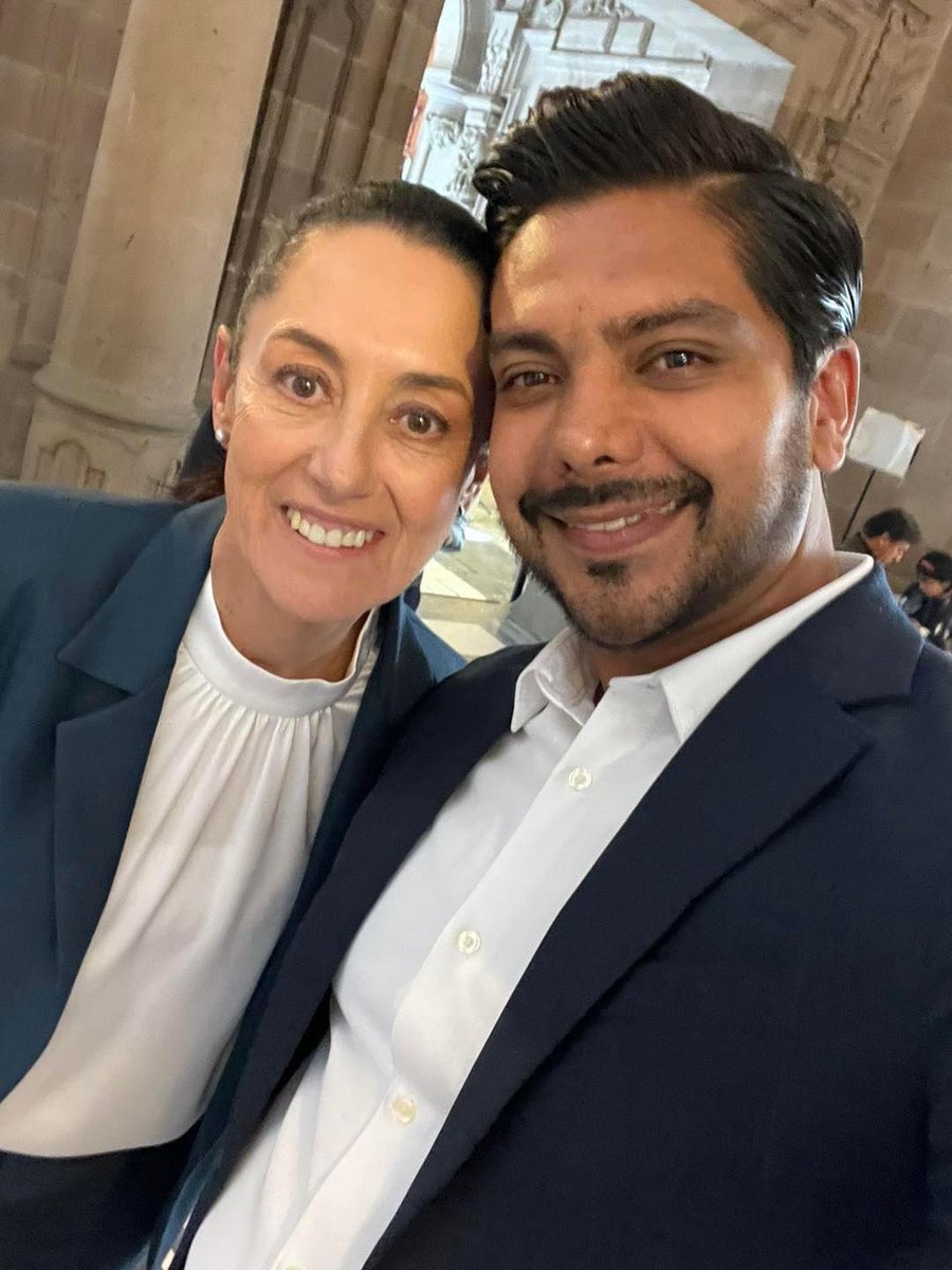 Muchas felicidades a la Doctora <a href="/Claudiashein/">Claudia Sheinbaum Pardo</a> por ser elegida por el pueblo como la coordinadora de los comités de defensa de la cuarta transformación rumbo al 2024. 

Es tiempo de mujeres y usted es una gran mujer que ya está haciendo historia y dará continuidad al cambio