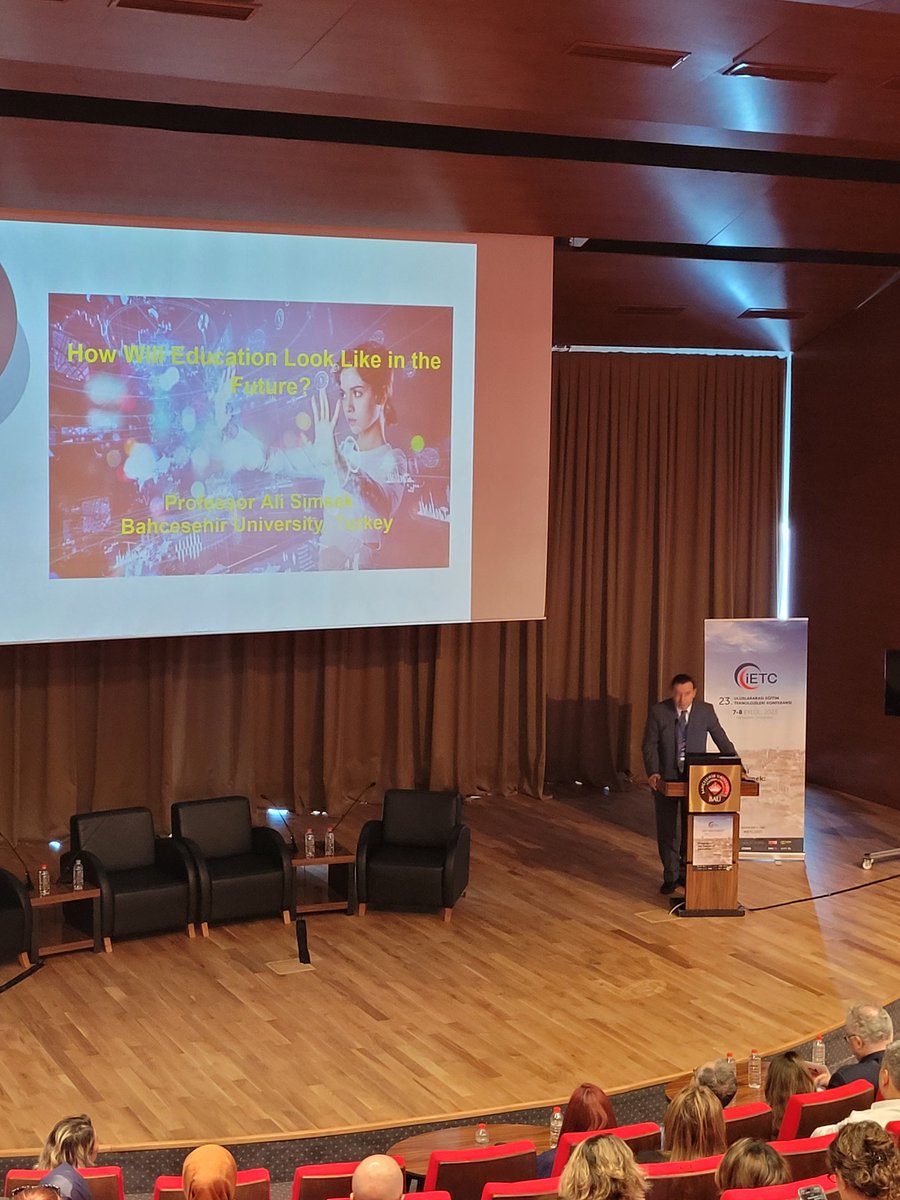 Cansrtts's tweet photo. Değerli hocam Prof. Dr. Ali Şimşek Gelecekte eğitim nasıl olacak? 
@IetcConference 
#ietc23 https://t.co/x82O9sm9or