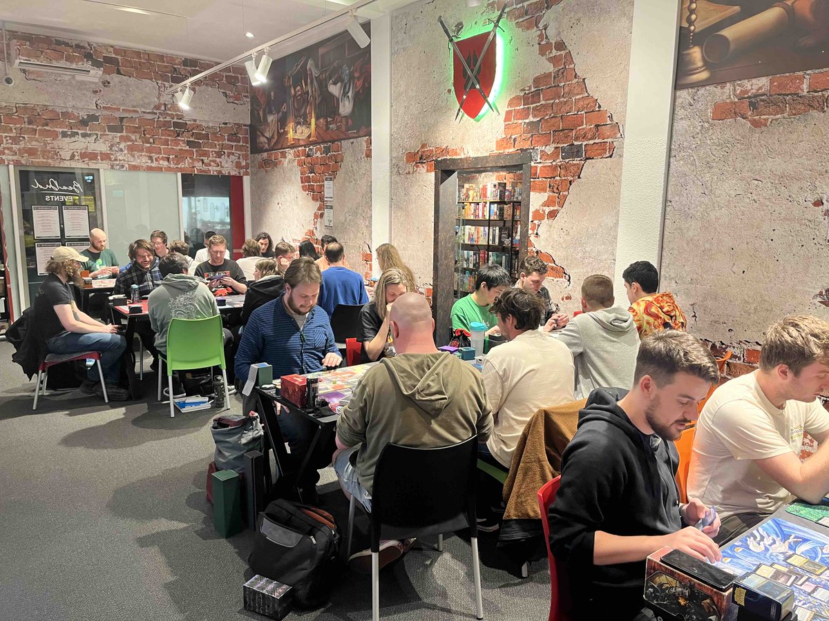 bea_dnd's tweet image. It’s a full house for commander tonight! We’ve got Odrics and Ulamogs! There’s Sol Rings and Command Towers tapping furiously!! And many groans about rhystic studies all around…

#mtglife #commanderthursday #localgamestore #beadndgames #magicthegathering