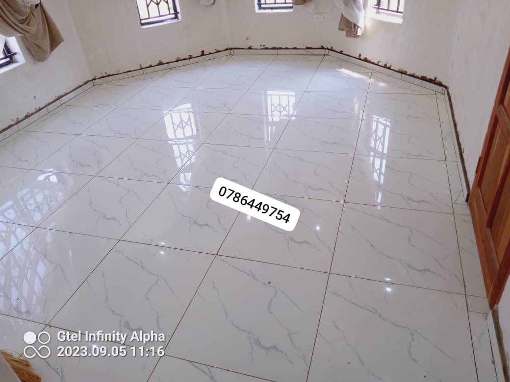 Patie_Mahamba's tweet photo. Toisawo matiles,, floor wall,, claiding, Mosaic... All types of tiling. Call or Whatsapp +263786449754.. For more details... Kindly asking for a Retweet vana vevhu 😊 https://t.co/wFjFdCWoF0