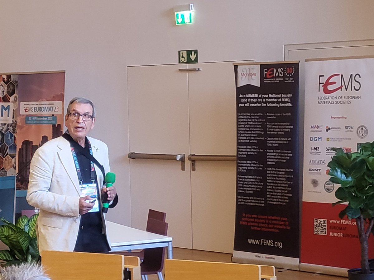 FEMS_EU's tweet photo. Day 4 (and final) of FEMS EUROMAT 2023 by @DGM_eV - Conference chair Prof Ehrenfried Zschech introducing 'Materials chellenges for responsible electronics: Beyond silicon' by Prof Rodrigo Martins
#EM23 #FEMSEUROMAT #EUROMAT @DGM_eV https://t.co/PCmk5Fg3Dc