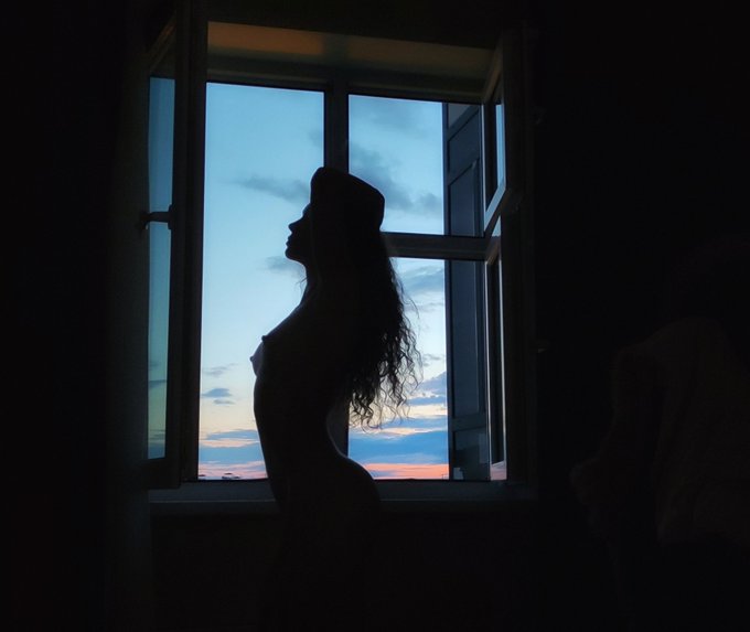 Ловлю последние тёплые рассветы и закаты в #нюдсочетверг https://t.co/mhZxThWtA2<a href="/tag/%D0%BD%D1%8E%D0%B4%D1%81%D0%BE%D1%87%D0%B5%D1%82%D0%B2%D0%B5%D1%80%D0%B3"class="tags">#нюдсочетверг</a>