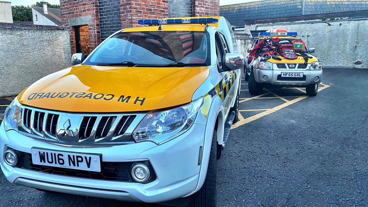 ArdrossanCRT's tweet image. On Tuesday night, the team joined colleagues from @Scotfire_ENSA @PSOSNAyrshire and @Scotambservice for an open evening at Ardrossan Community Fire Station to speak to the public about the work of the emergency services #999Coastguard #Team999 #CommunityEngagement