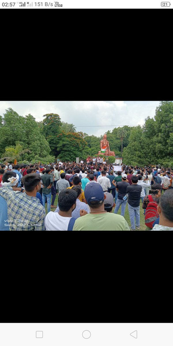AnuragDwiv34313's tweet photo. We want justice!!

 #बीएड_मांगे_अध्यादेश
@ncteDelhi 
@dpradhanbjp 
@EduMinOfIndia 
@PMOIndia 
@myogiadityanath 
@narendramodi 
@aajtak 
@ABPNews 
@TV9UttarPradesh 
@zeenews https://t.co/62fWSqmQTu