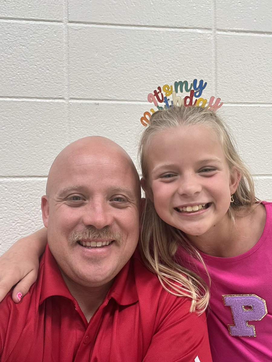 ChaplainLeeDub's tweet image. Happy 10th Birthday Penelope Pearl! You love your people (and pets) fiercely. You always bring the energy, and love helping others. We love you kiddo. #SweetP