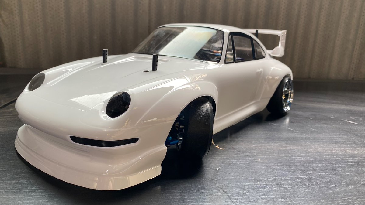 TAMIYA MF-01X
WB239 EA WIDE ARM
993 GT2

できた✨

#tamiya 
#mf01x