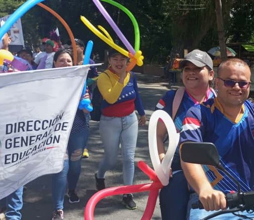 notieducatetru's tweet image. #6Sep|| Con la mayor alegría y un firme compromiso, los trabajadores de la Dirección General de Educación participan en los 1eros Juegos Interdireccionales de la Gobernación del estado Trujillo.

#TodoElPoderParaElPueblo @NicolasMaduro @_LaAvanzadora @Gerardo4fPsuv @MPPEDUCACION