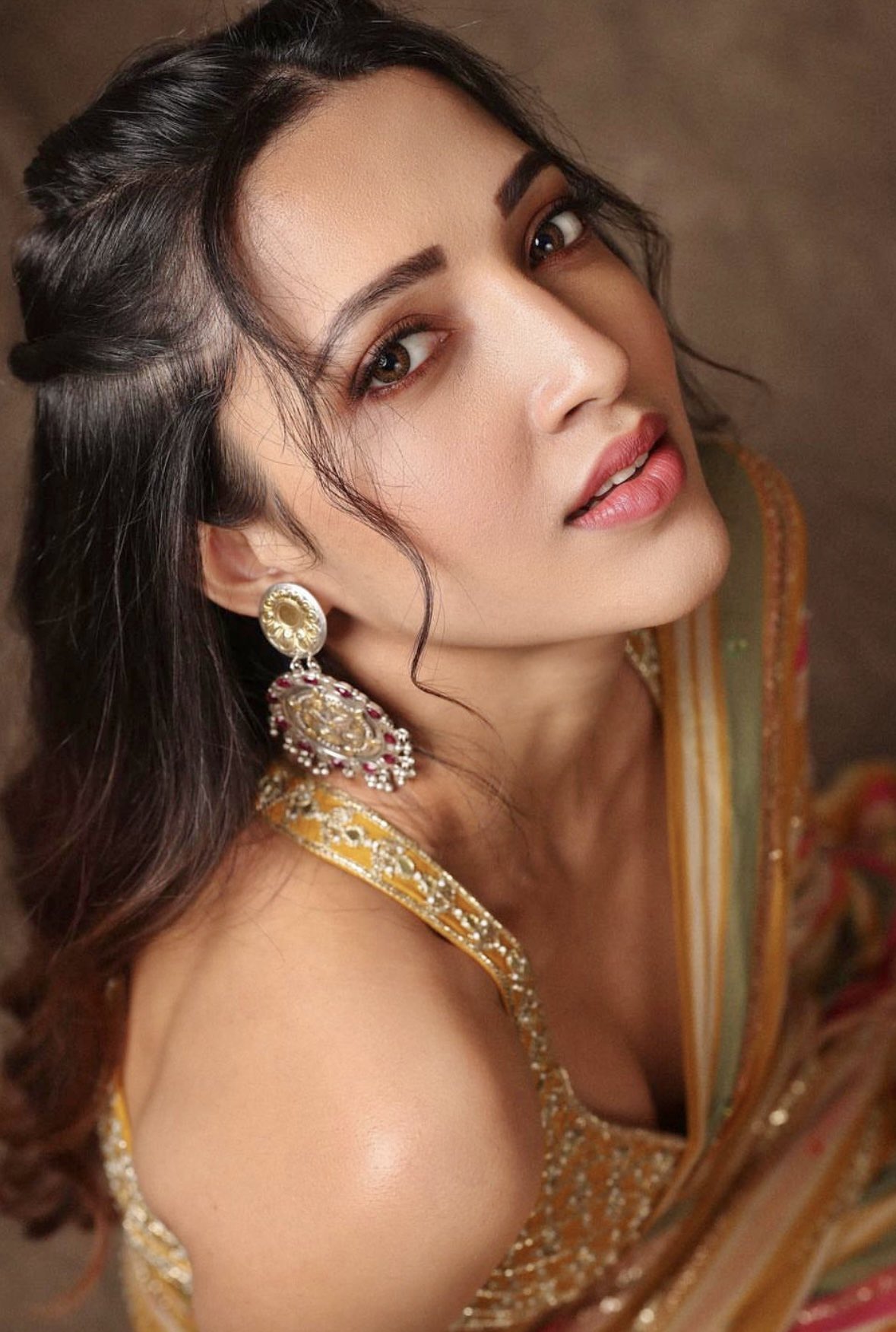 F5ZCLV2aoAA4kf9?format=jpg&name=large