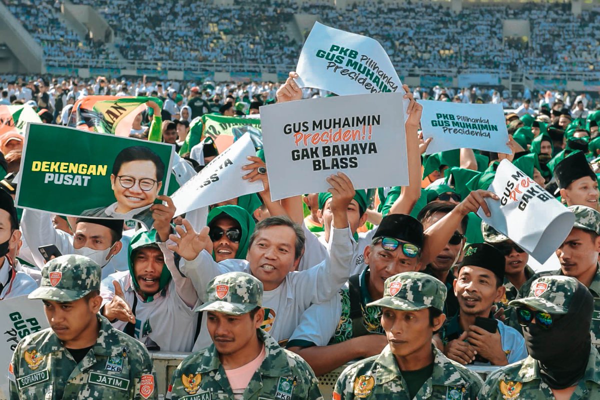 Kencangkan sabuk pengaman, karena serangan dari segala penjuru akan membombardir kita. 

#SayaNUSayaPKB 
Tetap #AMIN #AniesMuhaimin2024