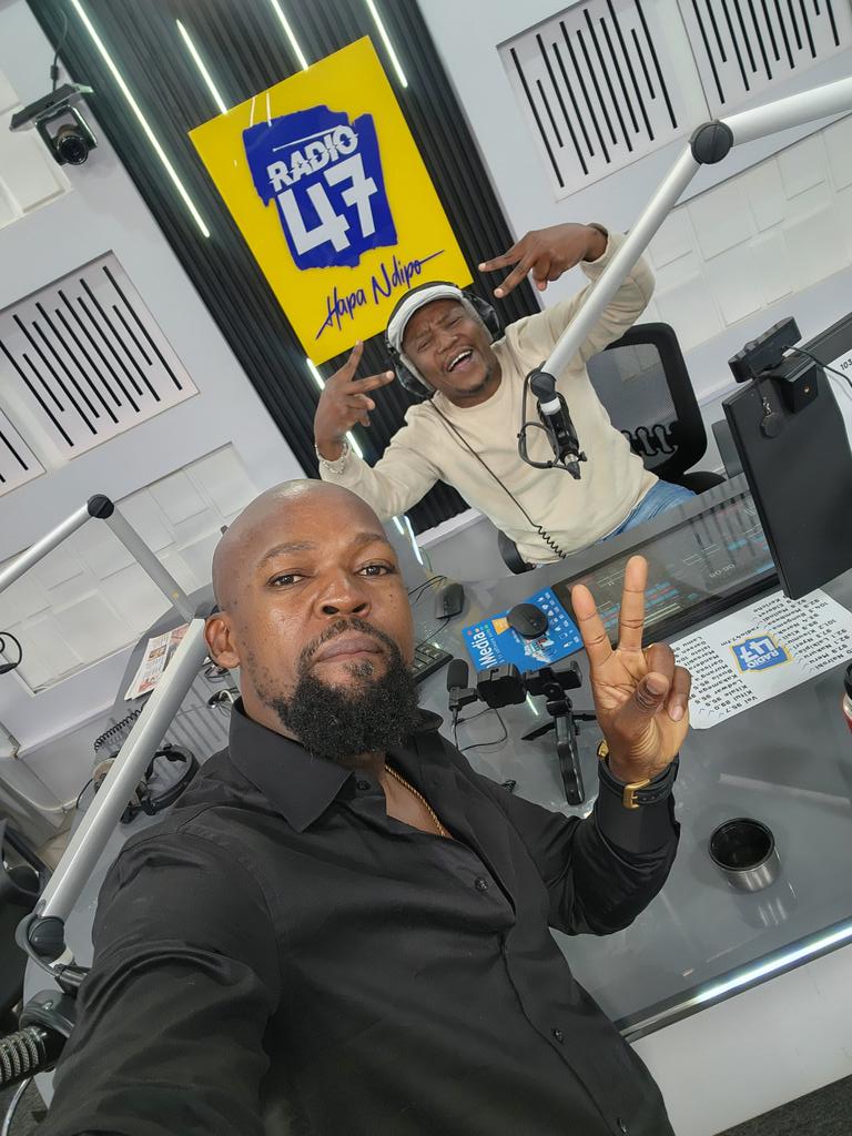 And we are on!!!! LIVE from Radio47KE #MwashumbeNaMwakideu 

Good Morning Unaskiza ukiwa wapi????