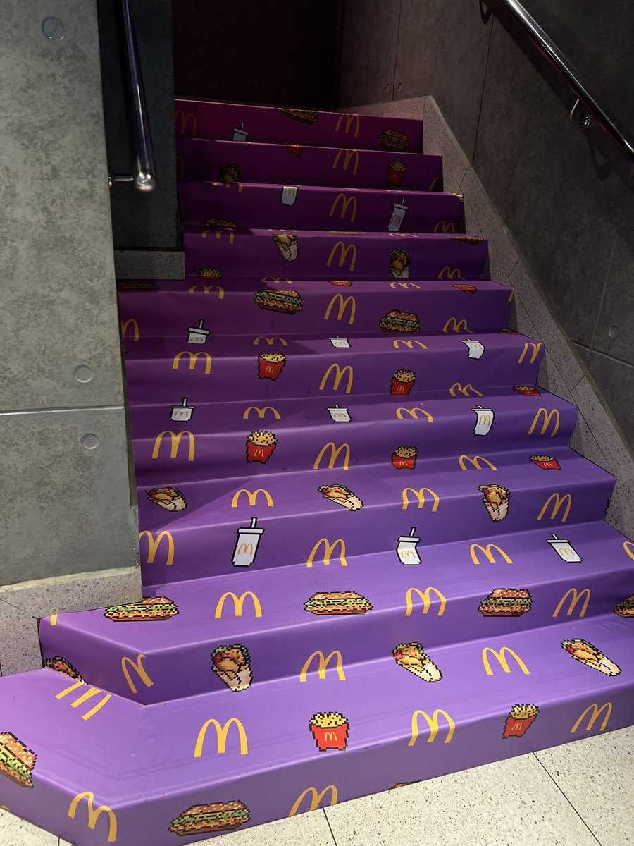 EVENMORE_TICKET's tweet photo. New Jeans x McDonald Day 💜 https://t.co/cdrsmaoABB