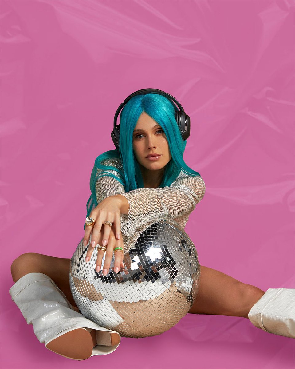 I’m so excited to announce that my new track, Disco Baby, is out now!! 💕🪩 Let me know your thoughts below! wmg.lnk.to/DiscoBaby