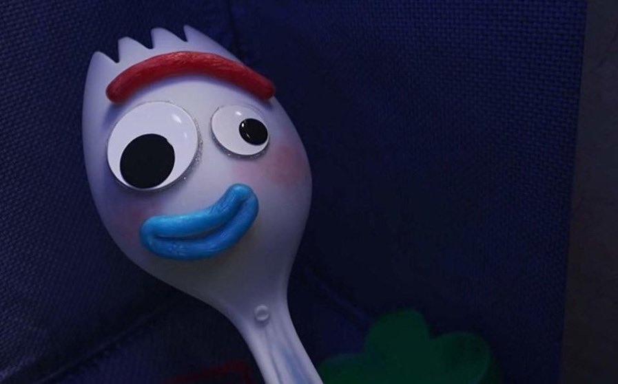 *me saco una foto*  
mi ojo de la nada: