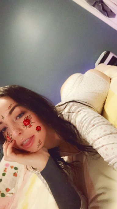 Wow I am so cute 🌷 #nsfwtwt #horny #onlyfans #daddysgirl #ass https://t.co/y1aDVRWeAC<a href="/tag/nsfwtwt"class="tags">#nsfwtwt</a><a href="/tag/horny"class="tags">#horny</a><a href="/tag/onlyfans"class="tags">#onlyfans</a><a href="/tag/daddysgirl"class="tags">#daddysgirl</a><a href="/tag/ass"class="tags"><span>#ass</span></a>