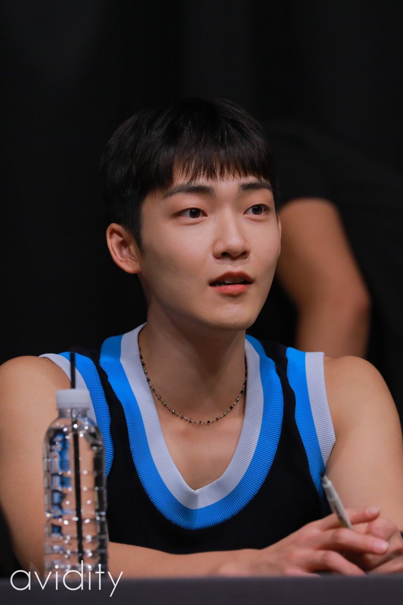 avidity_0223's tweet image. 230816 에버라인
🤍💙🖤💙🤍
#더보이즈 #케빈 #KEVIN