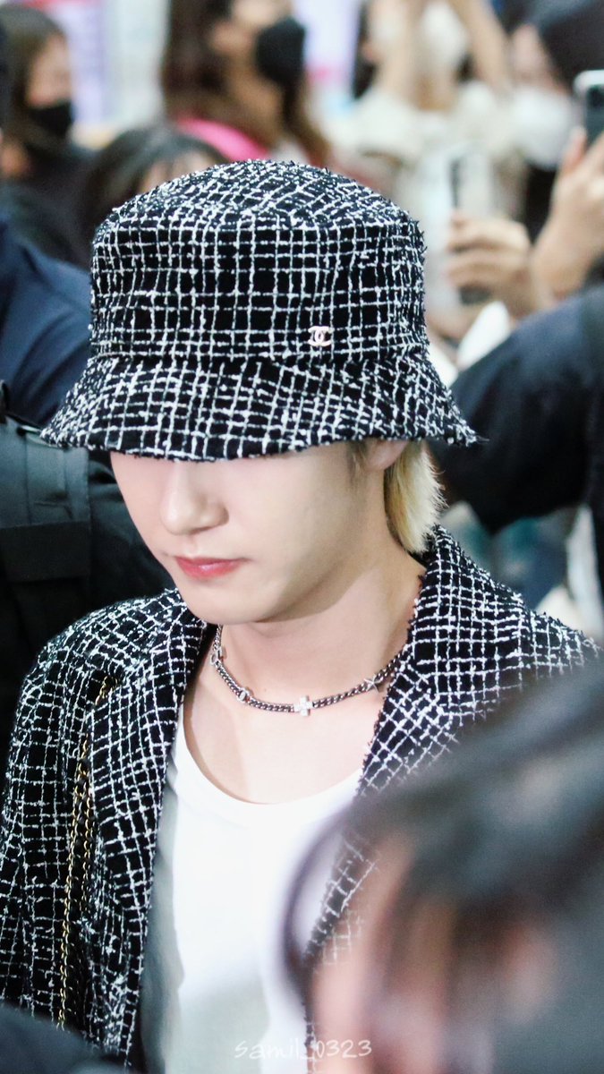 Causeiammyself's tweet photo. 230907 ICN인천국제공항 출발✈️
#RENJUN #런쥔 #仁俊 #黄仁俊 
#NCTDREAM https://t.co/dyuYYGwCYK