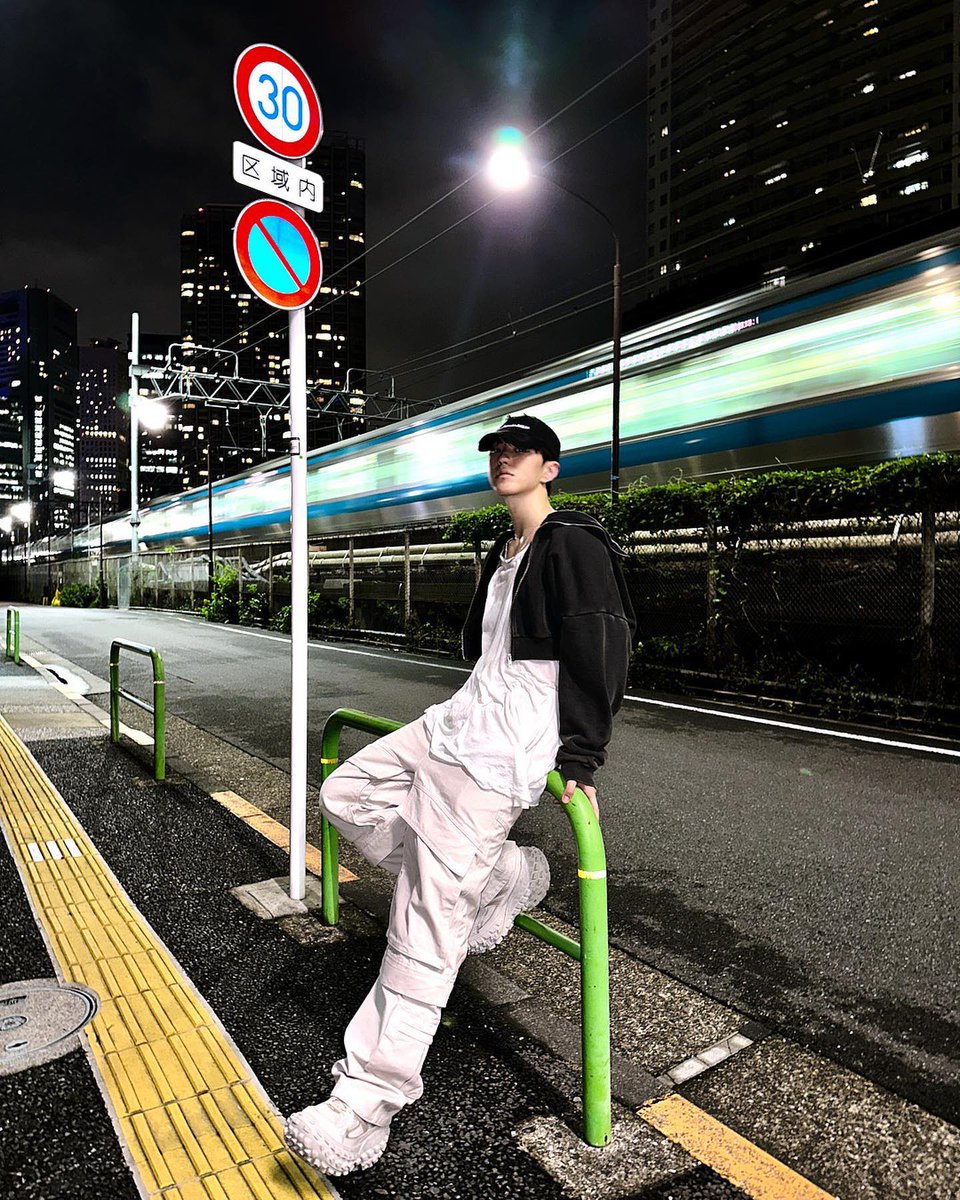 hoshzone's tweet photo. 230907 ho5hi_kwon ig post https://t.co/DehcZ09QZL
