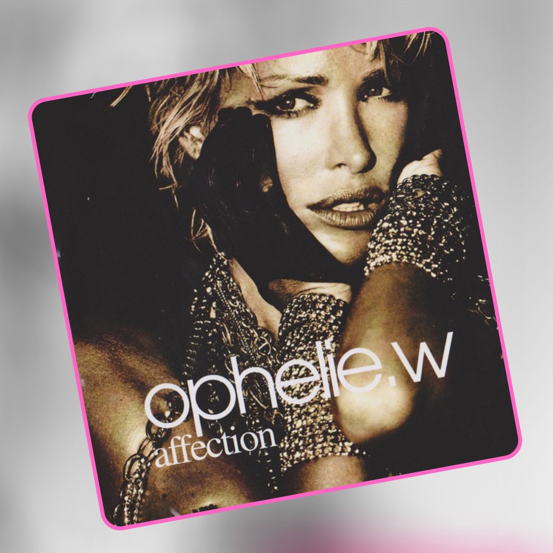 OWinterLink's tweet photo. J’ai vraiment hâte de l’entendre sur la version vinyle du #bestof ! #affection #opheliewinter #rnbmusic #rnbsinger #iconic https://t.co/v0pjr8bD8N