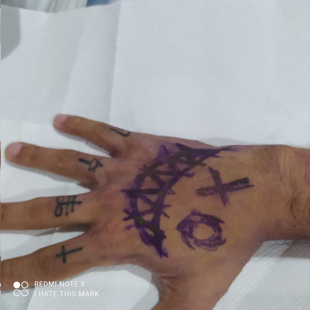AsmodeoLust's tweet photo. #tattoos #tattoo  #hand https://t.co/H2tT3CmTcv