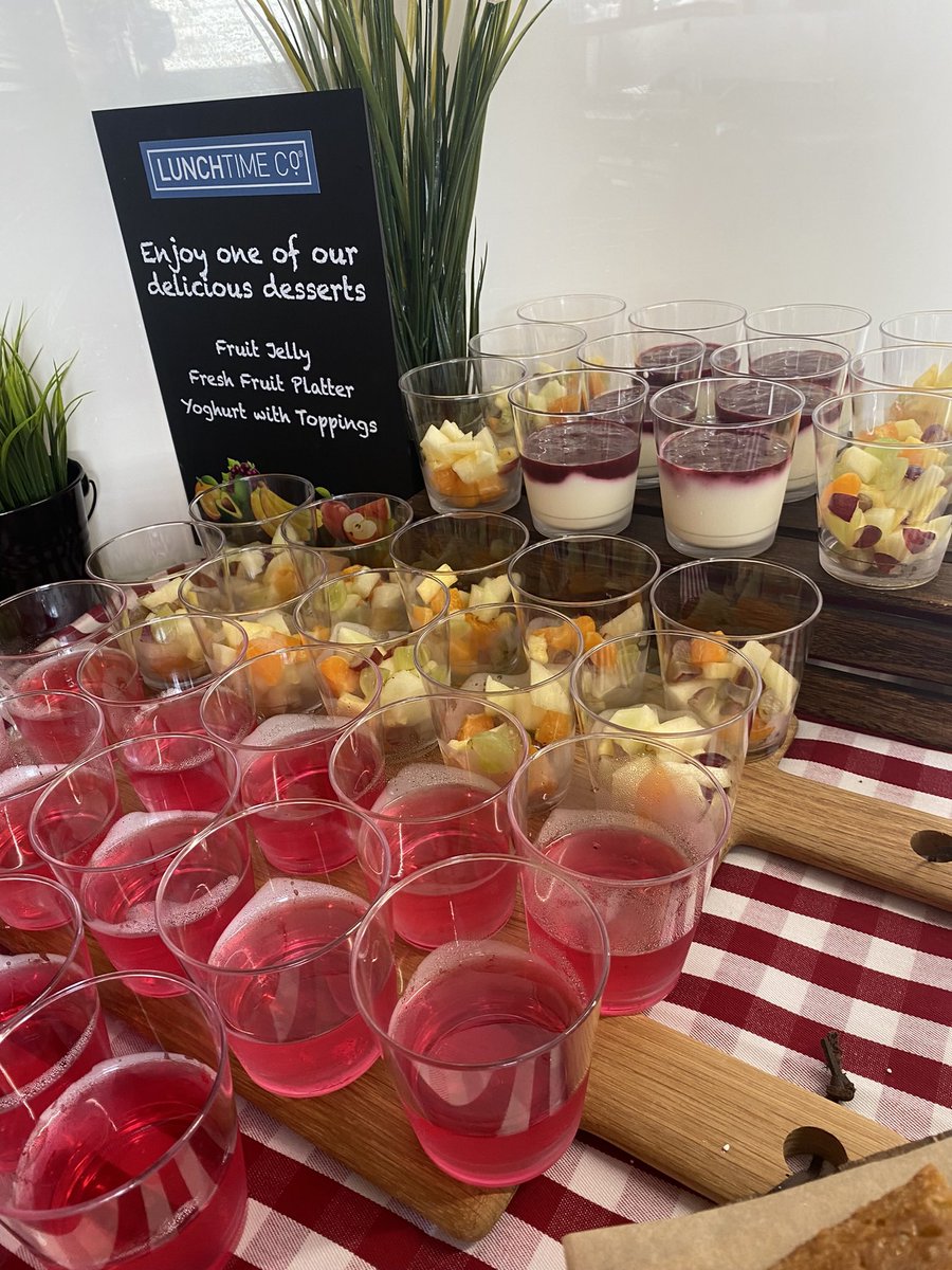 lunchtimeco's tweet photo. Another amazing day with our new schools in London and Suffolk serving delicious and nutritious food served with a smile and helping make lunchtime the highlight of the day 😊 https://t.co/ewUDwcwI8H