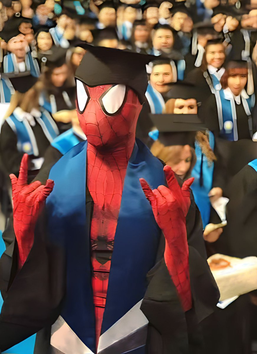 pondphuwink's tweet image. better prepare this early, folks 😅🤣
#ppnaravit 

POND'S GRADUATION BE LIKE: