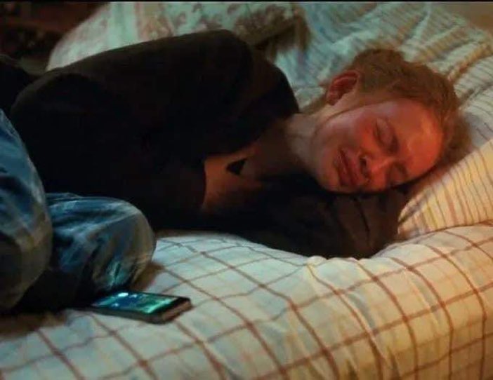 *ni me dolió*.
yo llegando a mi cuarto: