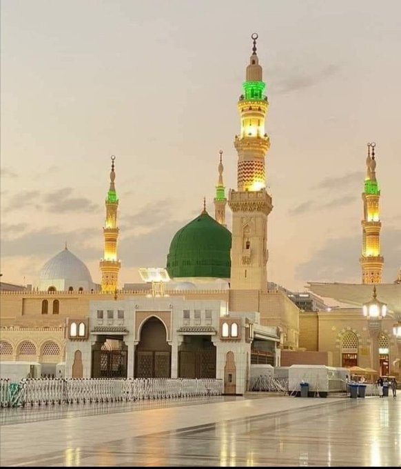 Bini5h's tweet photo. میرے ن��ی ﷺ کا ذکر ہمیشہ بلند رہے گا ❤️ https://t.co/vLEFQrOkWr
