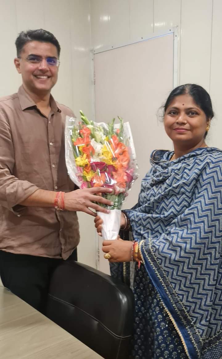 Rakhigautam01's tweet photo. पूर्व उपमुख्यमंत्री श्री सचिन पायलट जी को जन्मद��वस की हार्दिक बधाई एवं शुभकामनाएँ  
 आपके स्वस्थ्य, दीर्घायु व उज्ज्वल भविष्य की कामना करती हूं। @SachinPilot 
#SachinPilot https://t.co/iS62Oa57uW