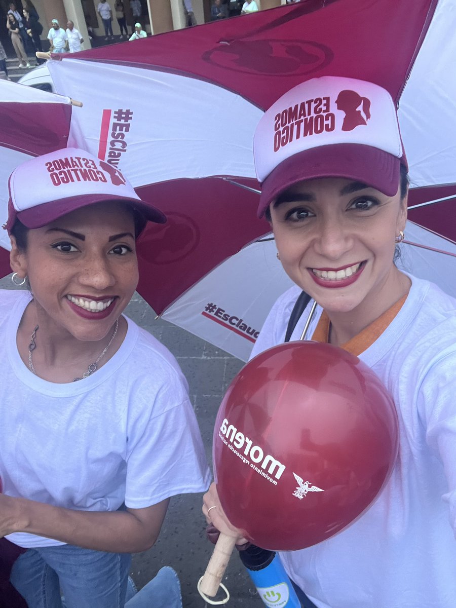 AriadnaDguez30's tweet photo. Hoy ganó la democracia,
Hoy decidió el pueblo de Mexico,
Claudia Sheinbaum es la coordinadora nacional para continuar la 4 transformación!!!
#ClaudiaPresidenta
#ClaudiaLover
#VeracruzEsClaudia
#ConTokio https://t.co/R9eK6s6x18