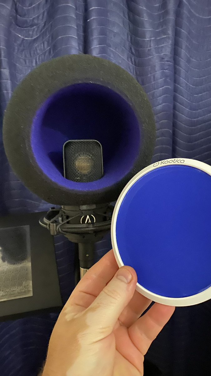 Michael Makowski (@royaltmixes) on Twitter photo My new secret weapon to record vocals anywhere, anytime! <a href="/kaoticaeyeball/">Kaotica Eyeball</a> 🫡🎧 #recordingstudio #Vinyl #recordingartist #branding #musicproducer #musicians #musicproduction #record #StudioLife #songwriting #DolbyATMOS #mastering #Podcast #audioengineer #mixing #convertors My new secret weapon to record vocals anywhere, anytime! <a href="/kaoticaeyeball/">Kaotica Eyeball</a> 🫡🎧 #recordingstudio #Vinyl #recordingartist #branding #musicproducer #musicians #musicproduction #record #StudioLife #songwriting #DolbyATMOS #mastering #Podcast #audioengineer #mixing #convertors