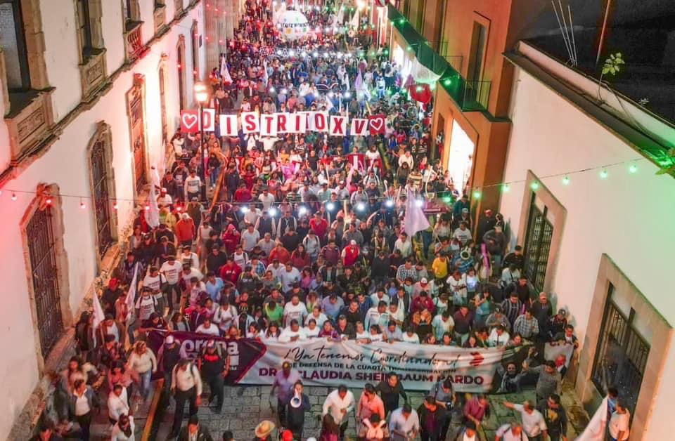 ¡#Oaxaca está de fiesta! Ya tenemos Coordinadora de Comités de Defensa de la #CuartaTransformación, y es la Dra. <a href="/Claudiashein/">Claudia Sheinbaum Pardo</a> .

¡Unidad! ¡Unidad!