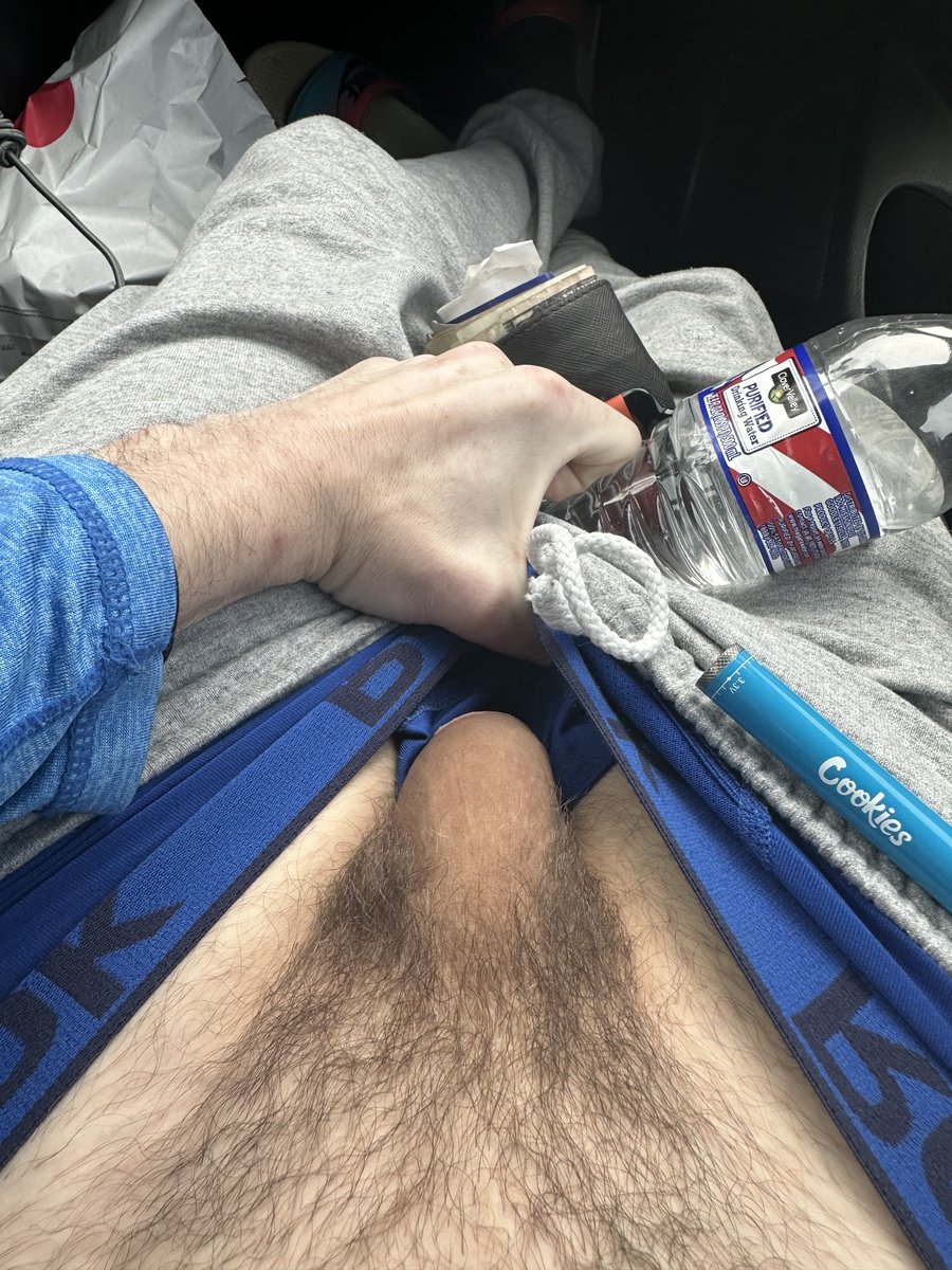 kentuckypride91's tweet photo. Broadcasting soon on chaturbate @kentuckypride1991 sub to our pornhub same screen name!!! Free onlyfans @DoctorJohn1991 @kypride1991 @sw_jarred https://t.co/1JFB5VNxq6