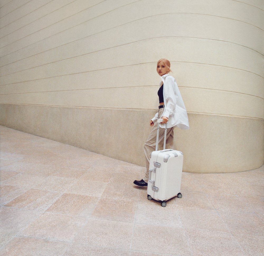 ROSÉ for RIMOWA

#ROSÉxRIMOWA #로제 #ROSÉ