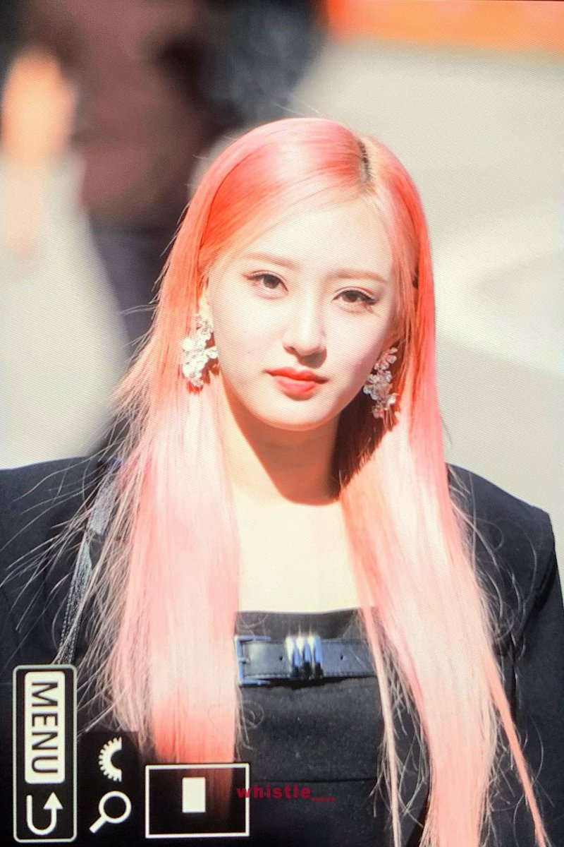 𝐰𝐡𝐢𝐬𝐭𝐥𝐞. tweet media