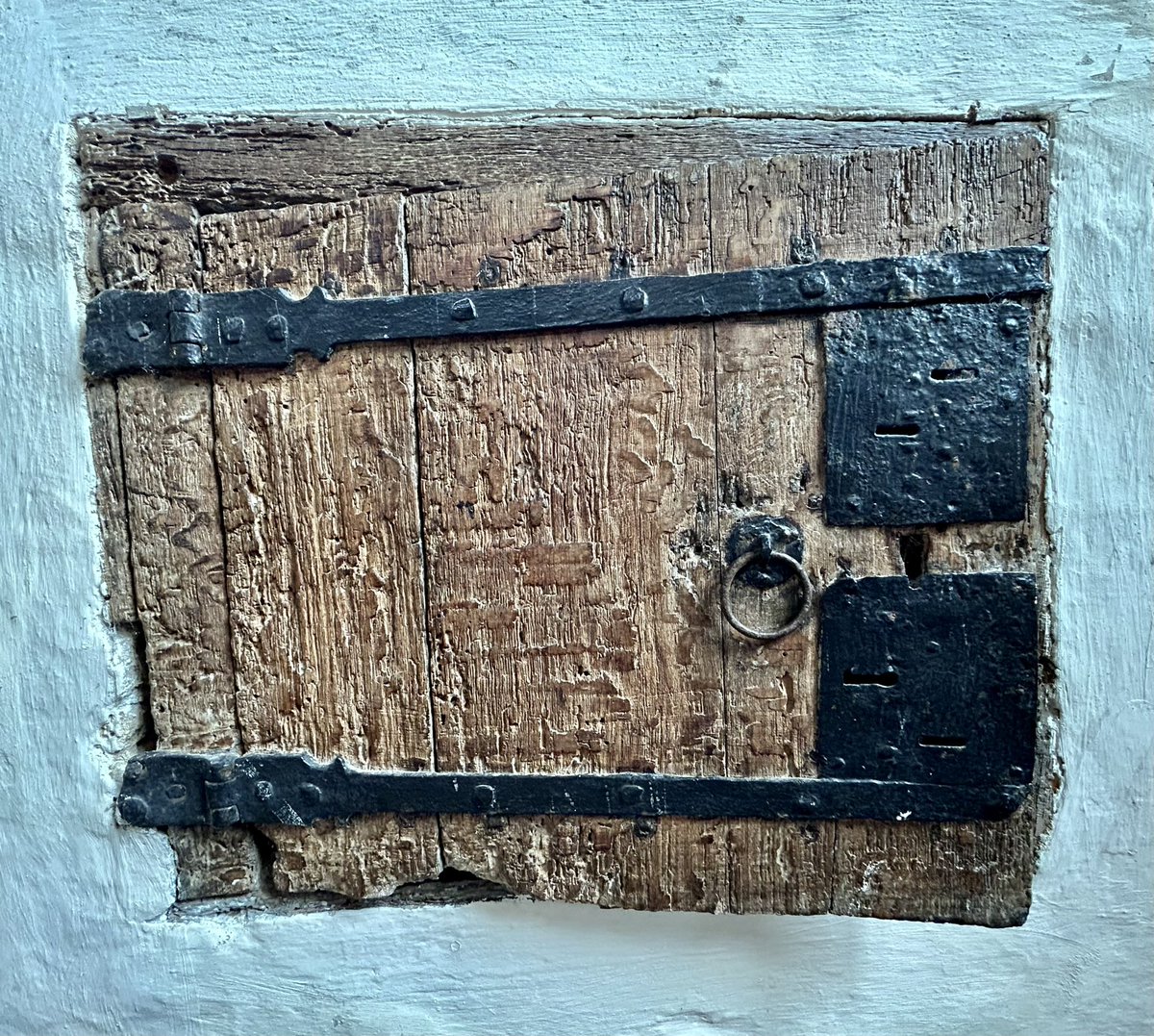 The medieval door of the aumbry (a small recess) of St Peter’s Church at Great Walsingham in Norfolk. #AdoorableThursday 
📷 My own.
