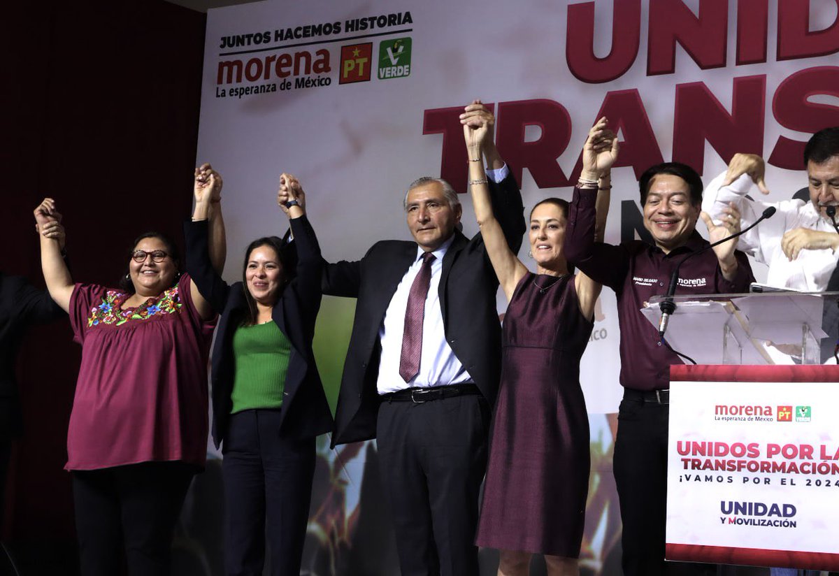 CitlaHM's tweet photo. La decisión más importante de un proyecto político es su continuidad.

Por primera vez en éste país, un proceso interno de partido se realiza de manera transparente, democrática y de consulta al pueblo.

El pueblo decidió: la Doctora @Claudiashein es la Coordinadora Nacional de Defensa de la Cuarta Transformación y será quien conduzca los trabajos hacia los 2024.