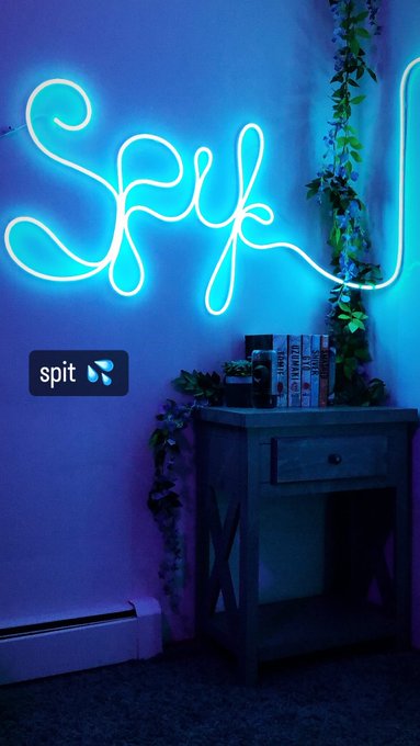 ~spit~ https://t.co/Q7HC36VBfu