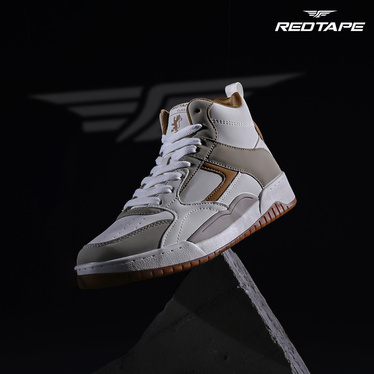 RedTapeindia's tweet photo. Go on, take a stroll and let your feet do the talking!
Buy: https://t.co/Aka1JVS6oK
.
.
.
.
#RedTapeFootwear #StepIntoStyle #WalkWithRedTape #ShoesThatTalk #FashionForYourFeet #ComfortAndStyle #FootwearFinesse #RedTapeWalk #StylishStrides #ShoeGameStrong #ElevateYourFootwear #QualityFootwear #FootwearGoals #redtape #redtapeindia #fashion