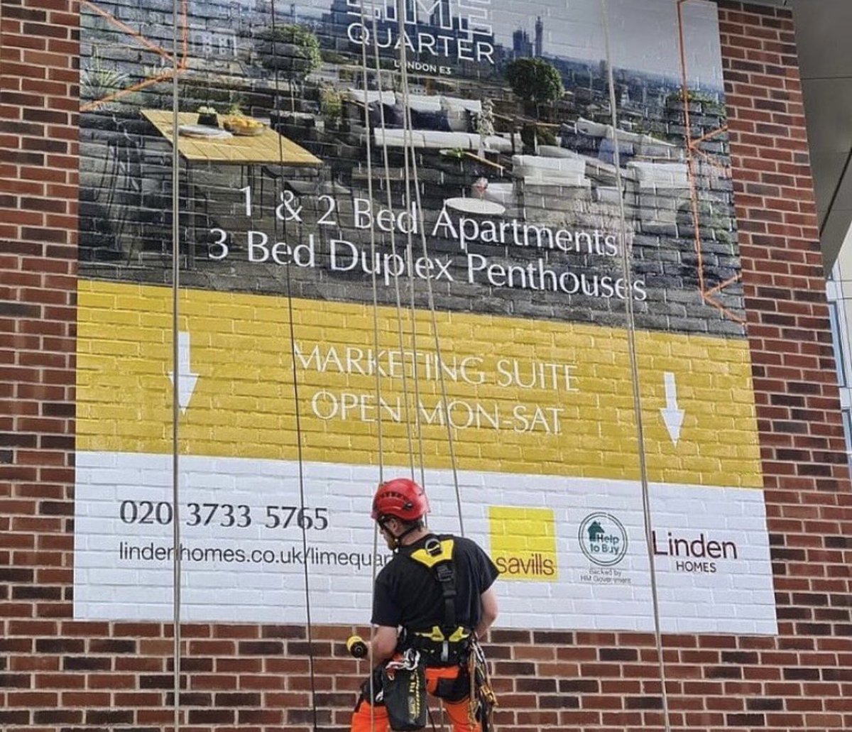 IndAbs01's tweet image. Brick vinyl install #vinylgraphicsinstall #vinylsign #brickvinyl #brickwrap #ropeaccess #signage #signagesolutions