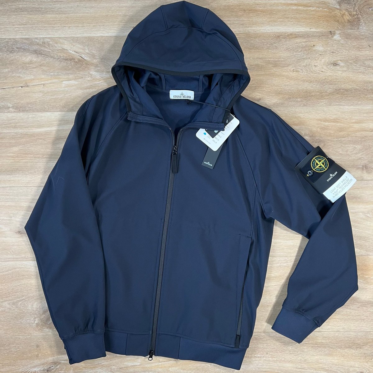 If Mbappe scores first vs Ireland tonight, we’ll giveaway a Stone Island soft shell jacket in a size of your choice worth £660! 💙

Retweet &amp; follow @LabelMenswear to enter