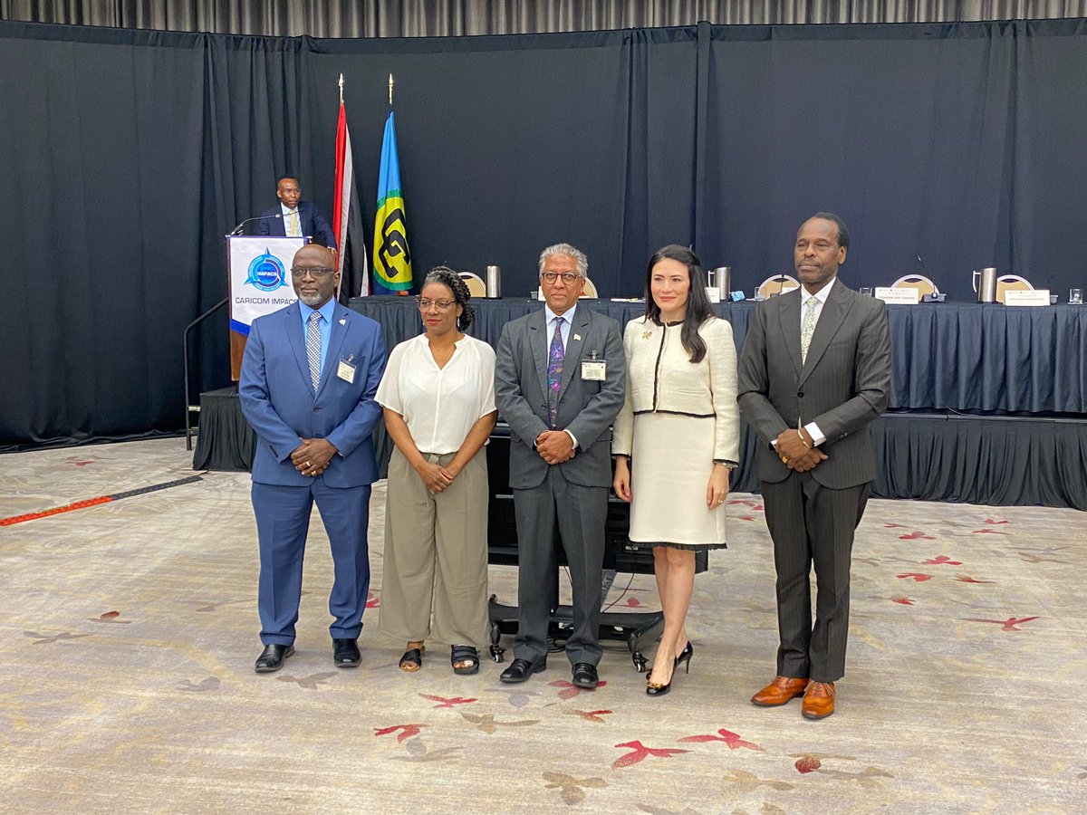 MLDJones68's tweet photo. @CImpacs was indeed honored to partner with @SGI_ONUA, @BanKillerRobots, @Min_AGLATT and @ttnatsecurity to convene the Conference on the Human Impacts of Autonomous Weapons ahead of #UNGA23 https://t.co/ppRmv2kLWJ